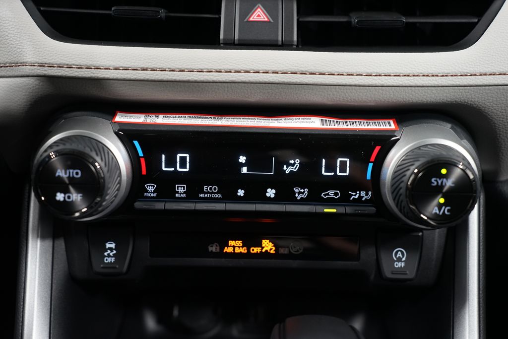 Thumbnail: 2025 Toyota RAV4 - 20