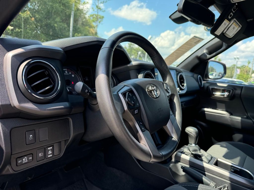 2021 Toyota Tacoma TRD Sport 31