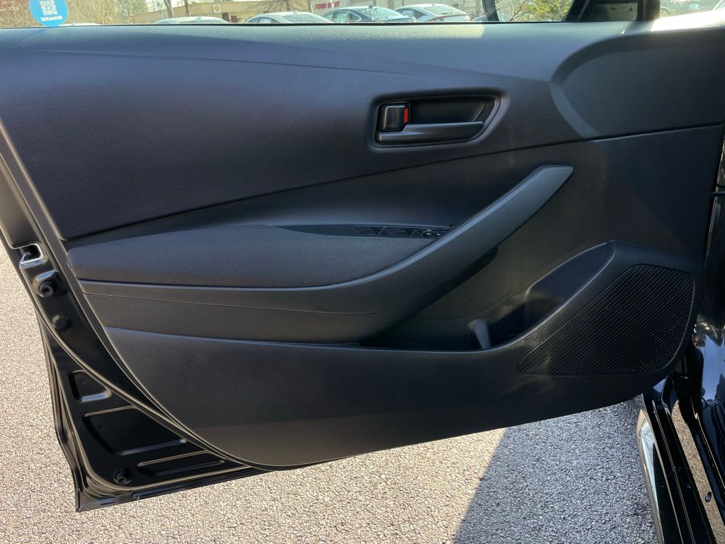 Thumbnail: 2022 Toyota Corolla - 24