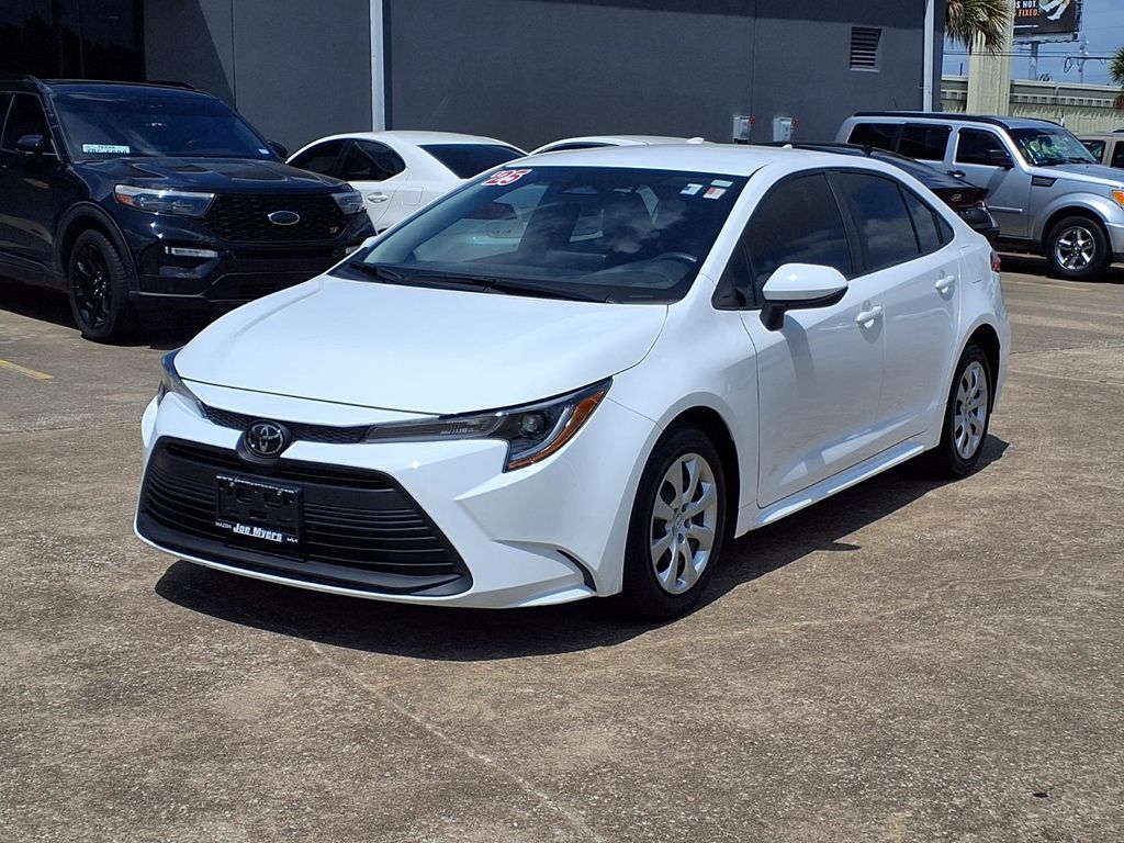 2025 Toyota Corolla LE - 2
