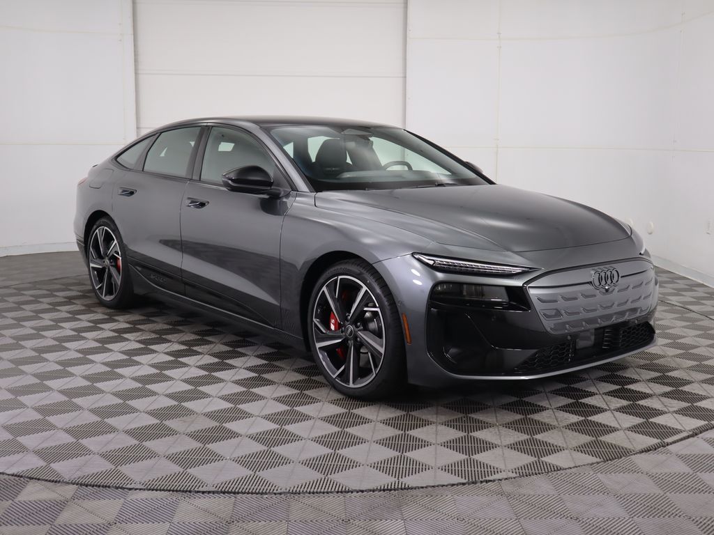 Thumbnail: 2025 Audi S6 - 3