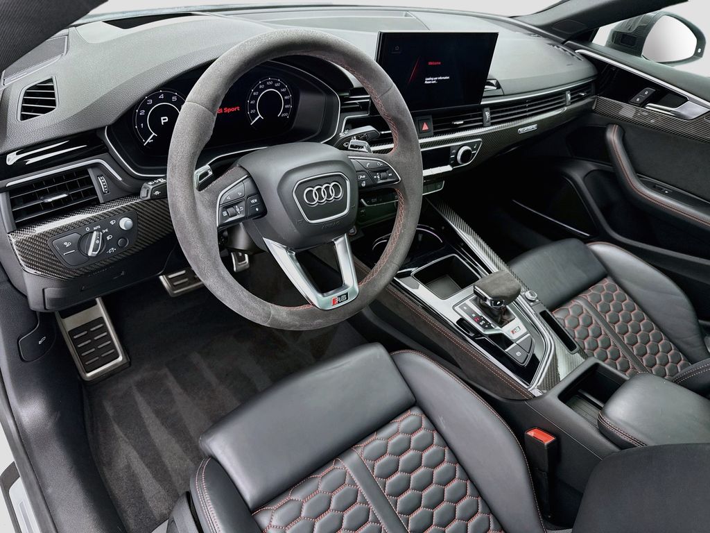 Thumbnail: 2022 Audi RS 5 - 9