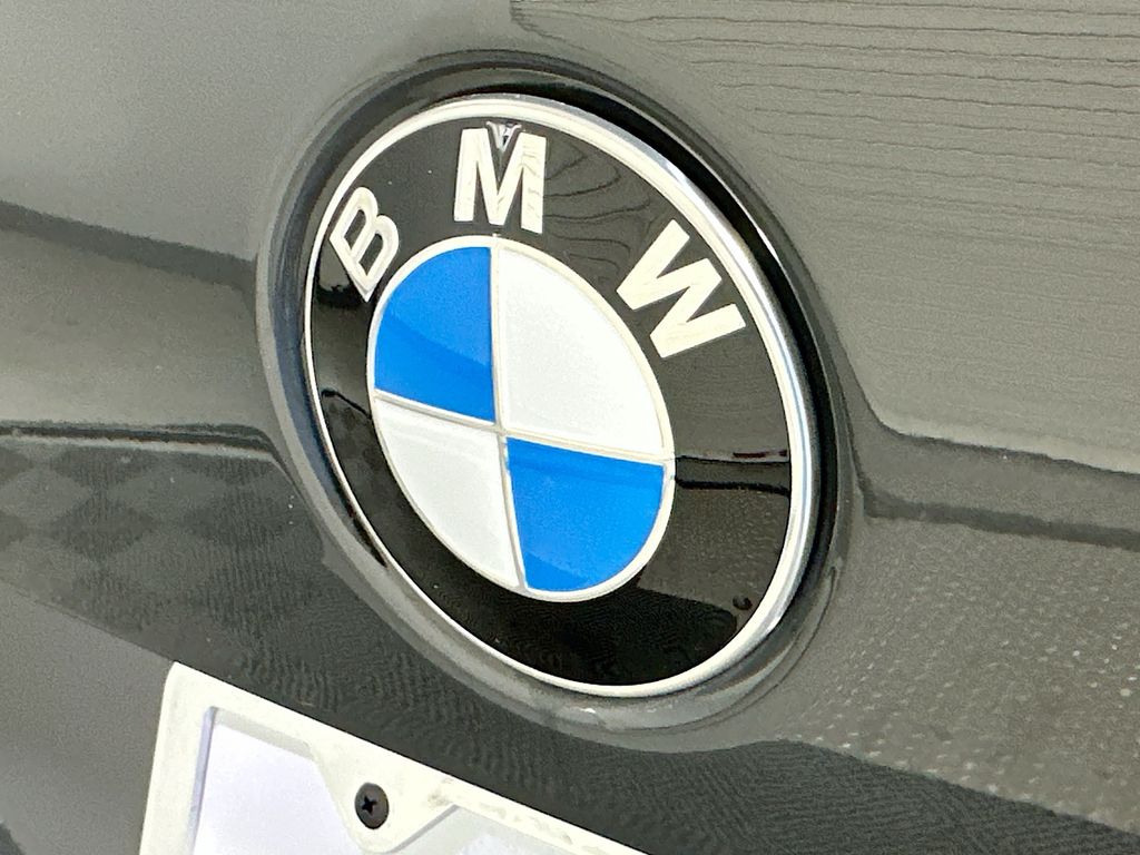 Thumbnail: 2026 BMW X5 - 22