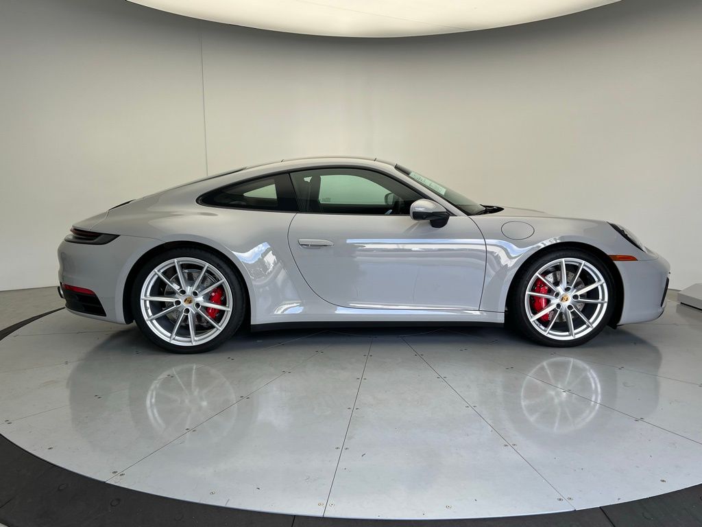 Thumbnail: 2024 Porsche 911 - 23