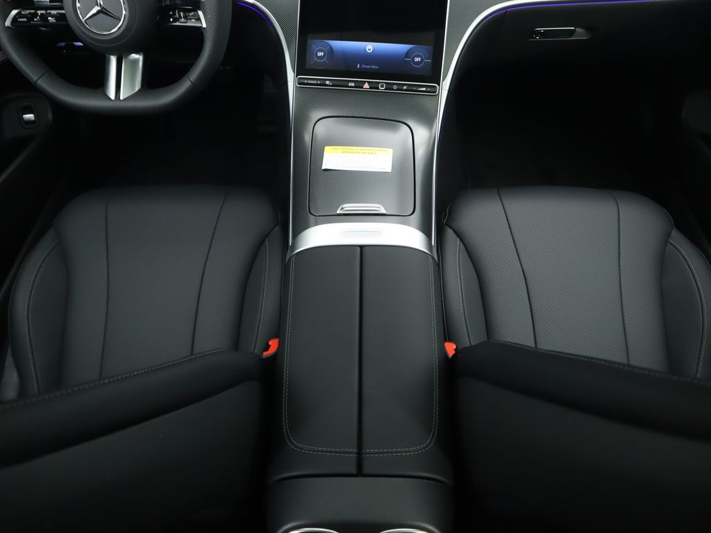 Thumbnail: 2026 Mercedes-Benz CLE - 18