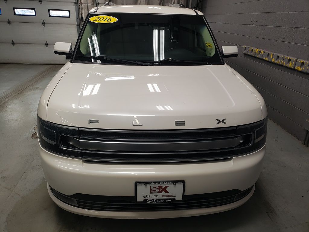 Used 2016 White Ford Limited image 6