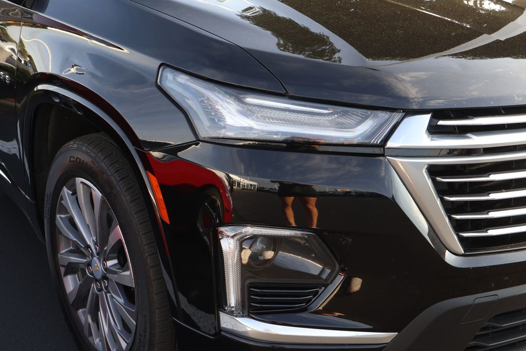 Thumbnail: 2023 Chevrolet Traverse - 4