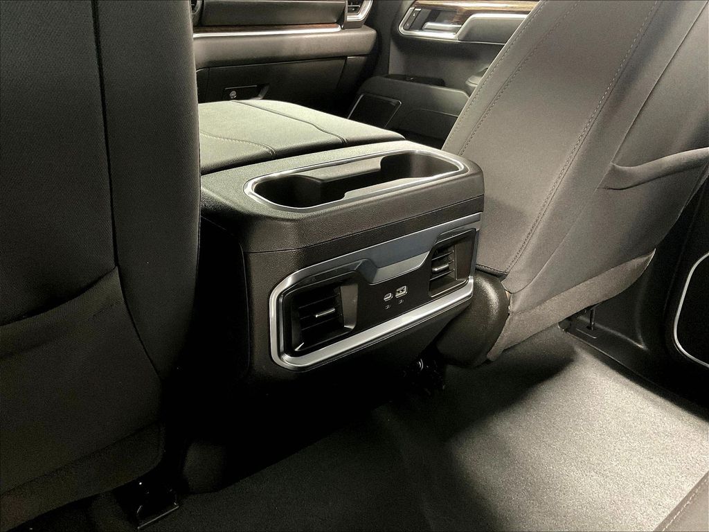 2025 GMC Sierra 1500 — photo 27