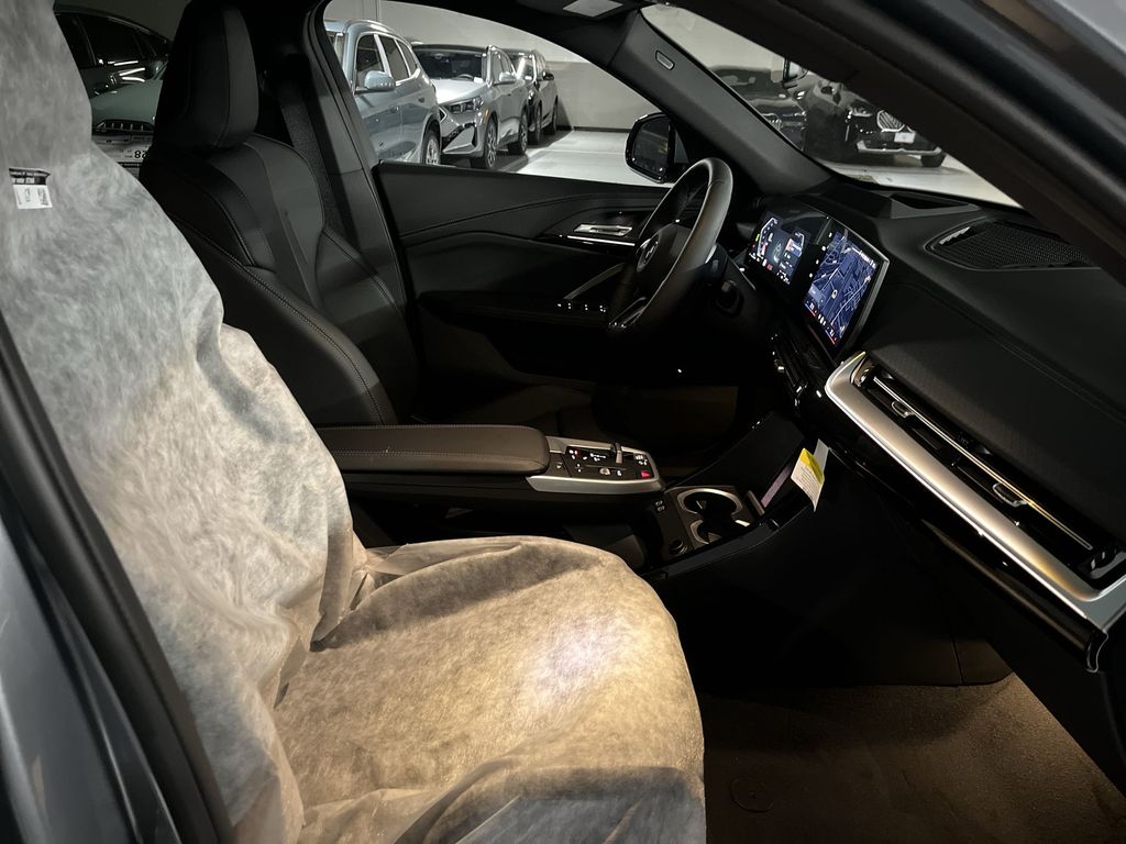 Thumbnail: 2026 BMW X2 - 25