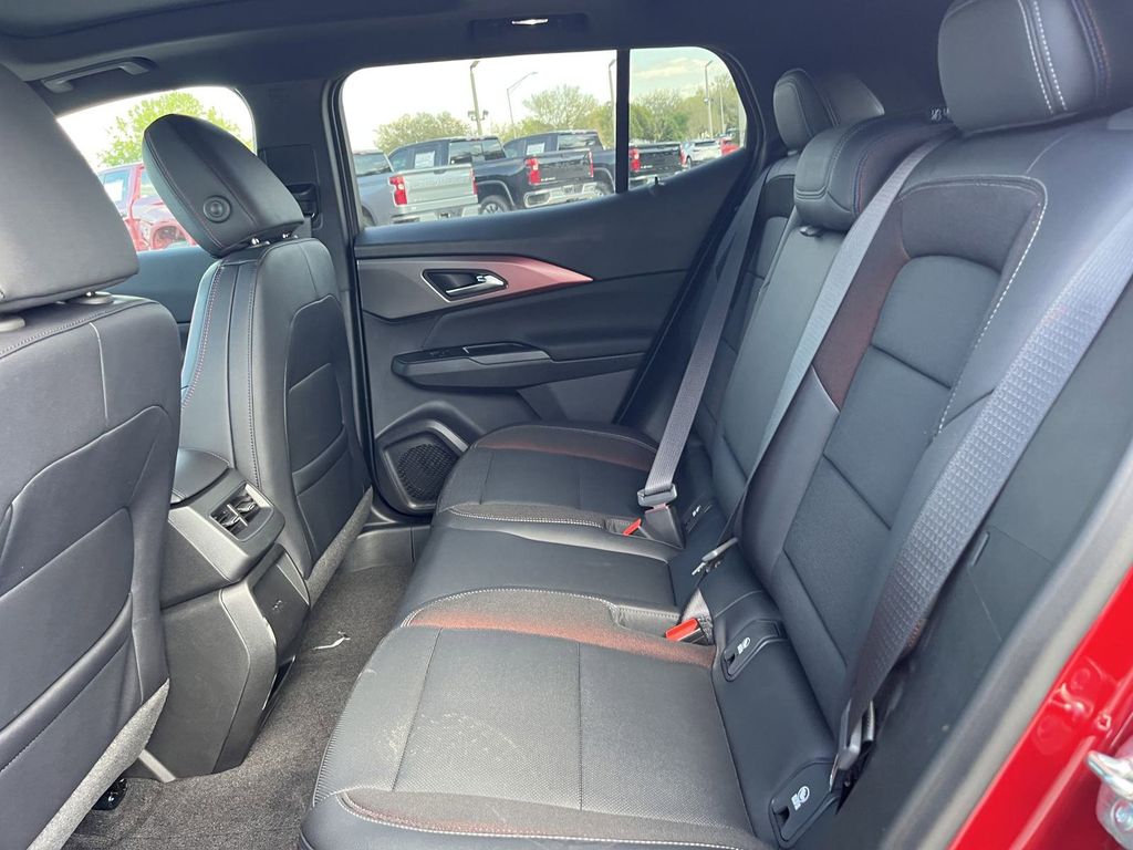 new 2025 Chevrolet Equinox EV car, priced at $34,895