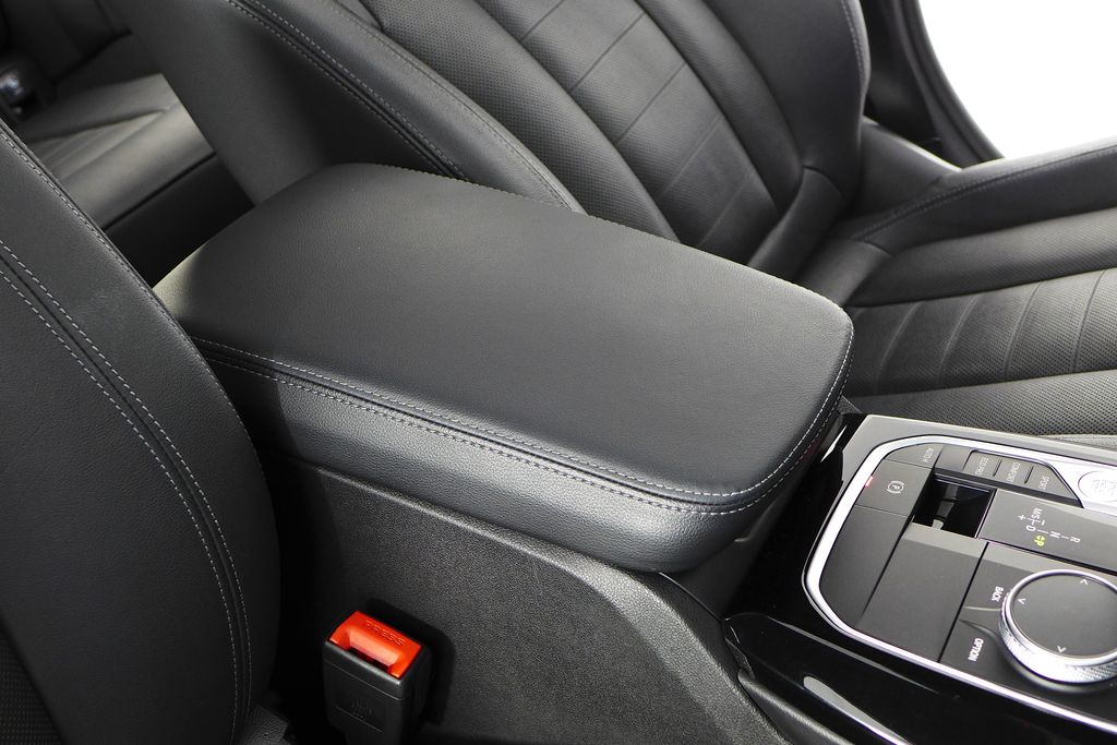 Thumbnail: 2022 BMW X3 - 16