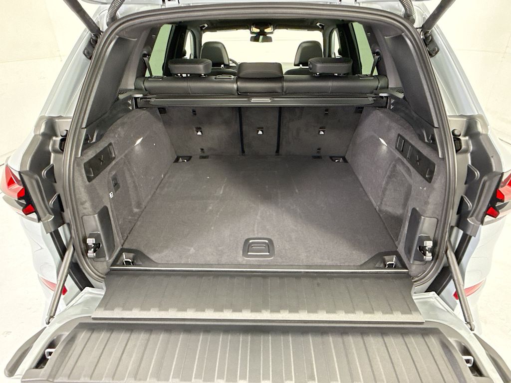 Thumbnail: 2026 BMW X5 - 27