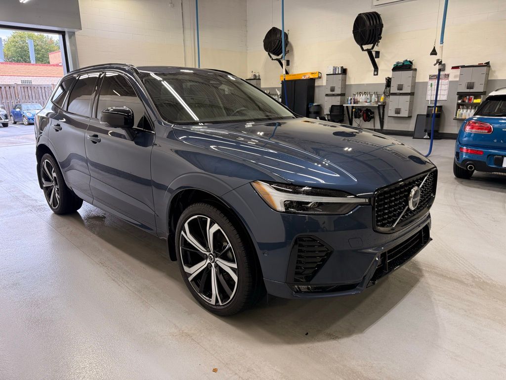 Thumbnail: 2024 Volvo XC60 - 7