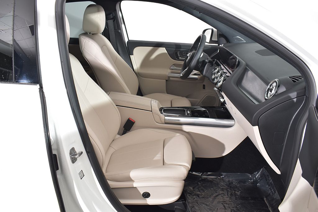 Thumbnail: 2026 Mercedes-Benz GLA - 24