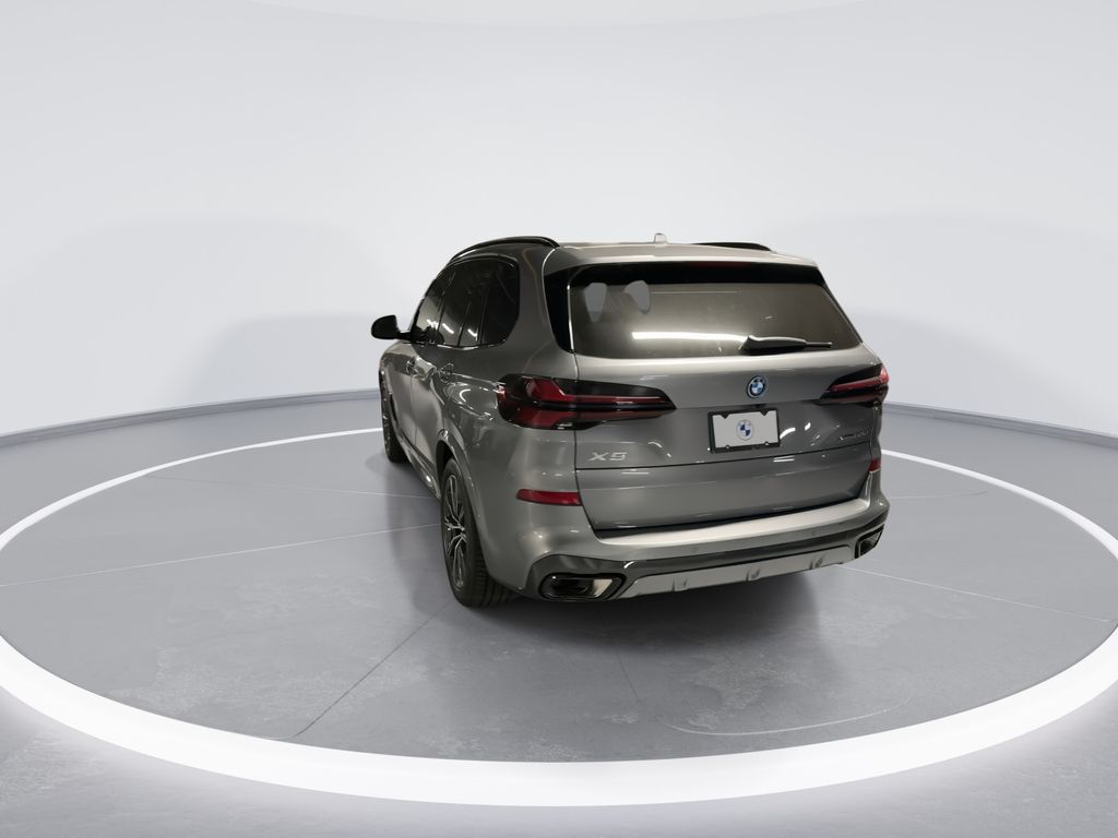 Thumbnail: 2026 BMW X5 - 6