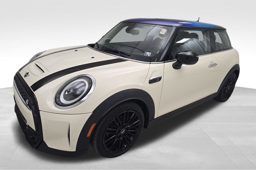 2023 Mini Cooper Hardtop Base photo 4