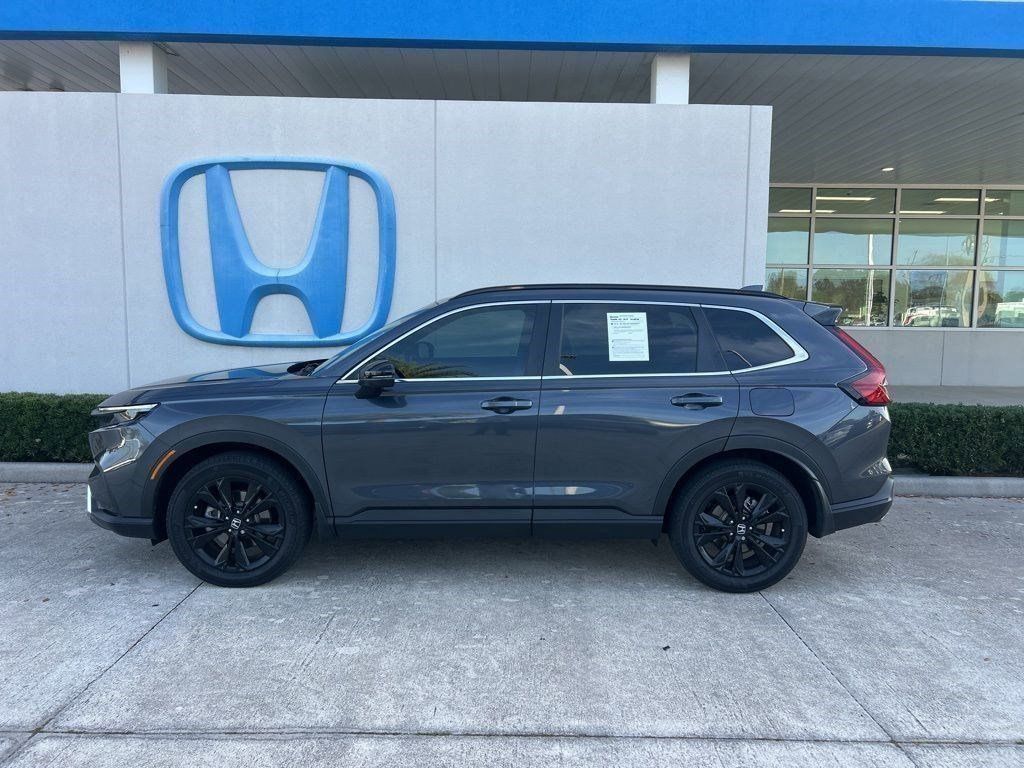 View vehicle photo 5