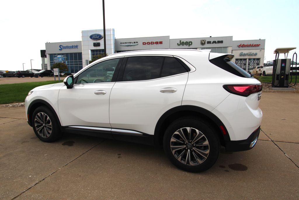 Used 2024 Buick Envision SUV