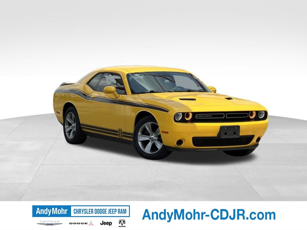 Yellow Jacket 2017 Dodge Challenger Coupe Rear-Wheel Drive 8-Speed Automatic