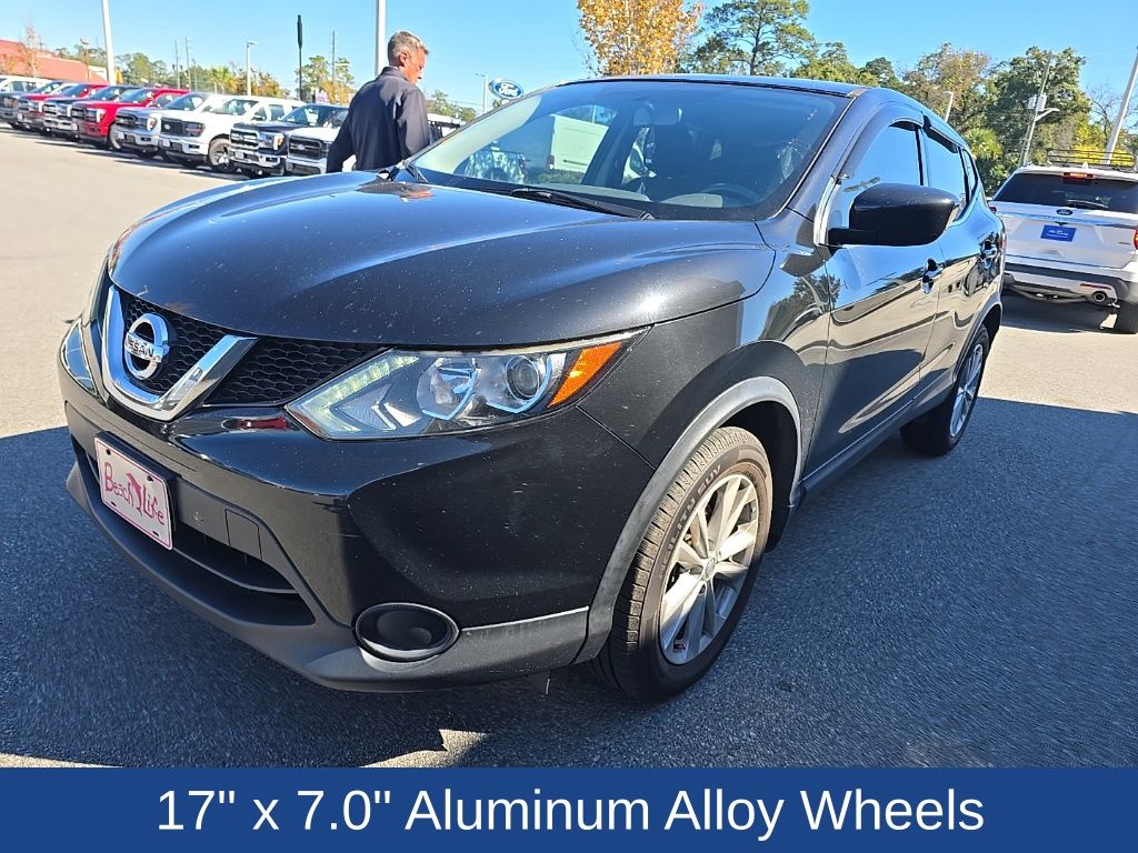 2017 Nissan Rogue Sport S