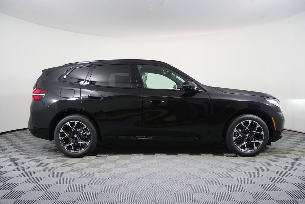 Thumbnail: 2026 BMW X3 - 3