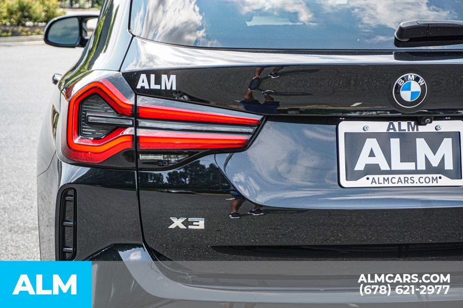 Used 2022 Black BMW M40i image 14