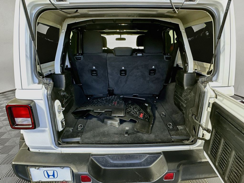 Thumbnail: 2021 Jeep Wrangler - 25
