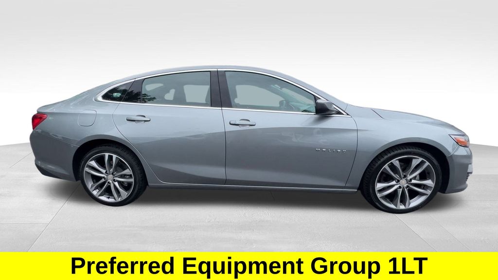 2023 Chevrolet Malibu LT photo