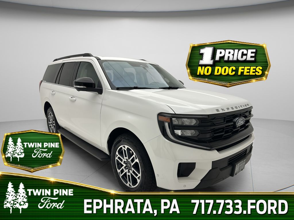 Star White Metallic Tri-Coat 2025 Ford Expedition SUV / Crossover Four-Wheel Drive Automatic