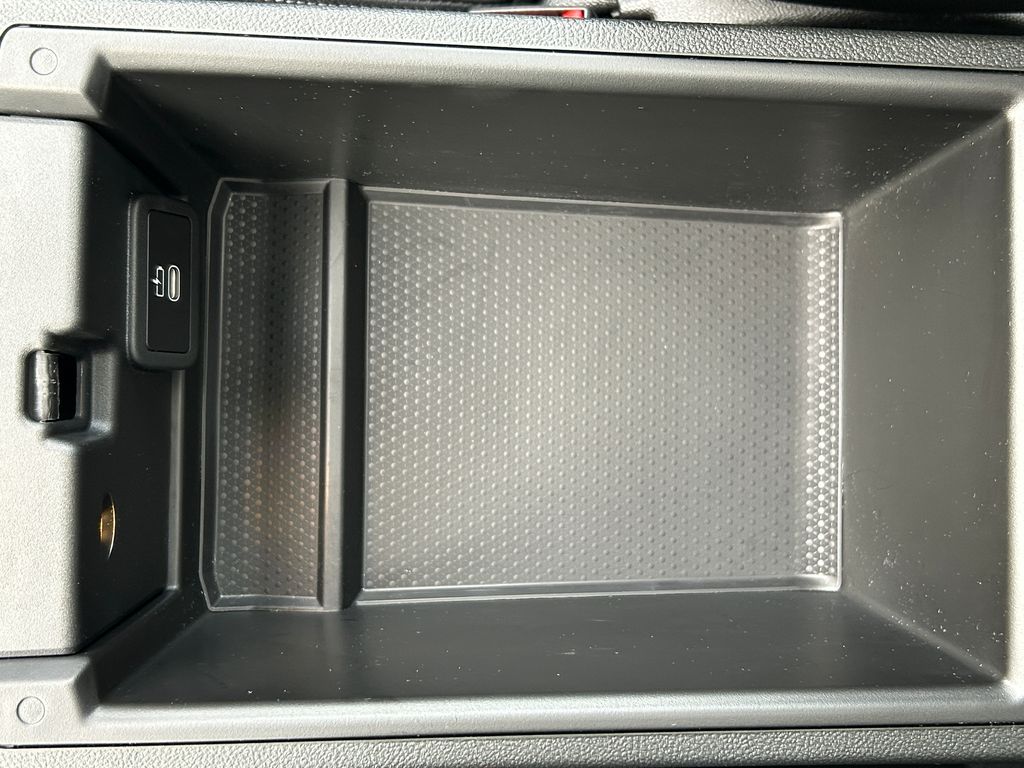 2023 BMW 3 Series 330i 29