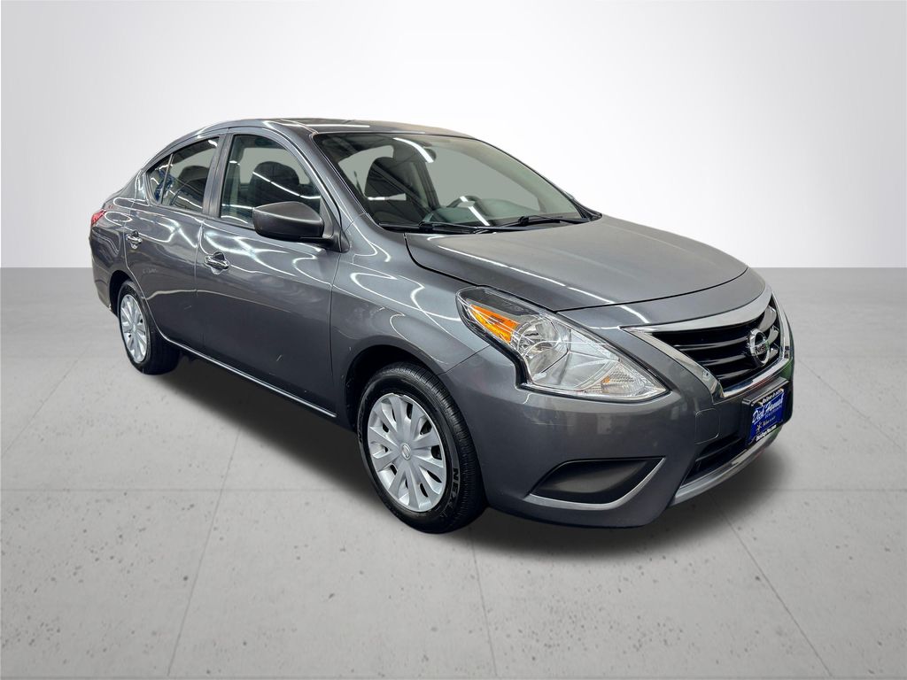 2019 Nissan Versa 1.6 SV