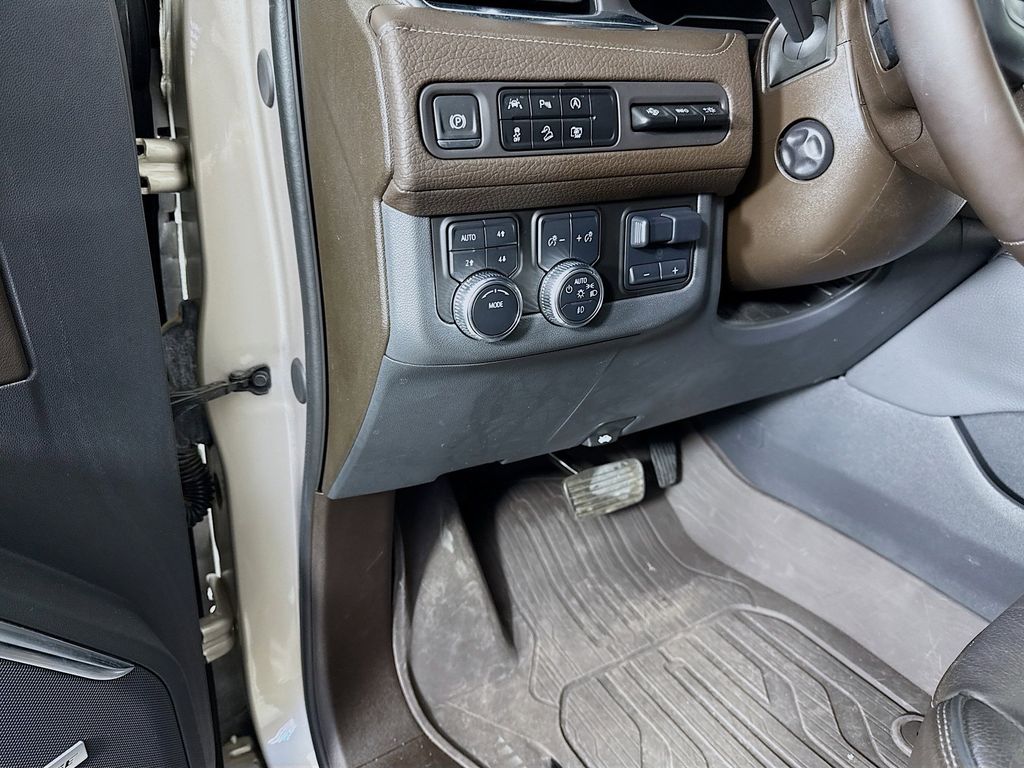 Thumbnail: 2024 GMC Yukon - 10