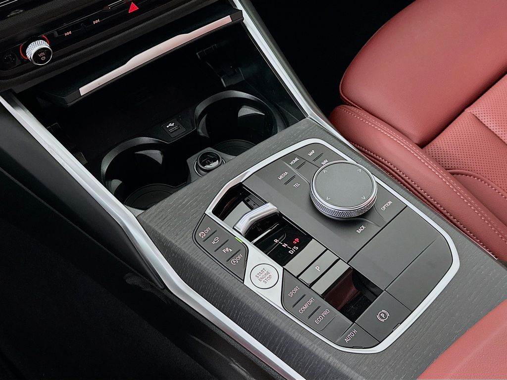 Thumbnail: 2026 BMW 3 Series - 15