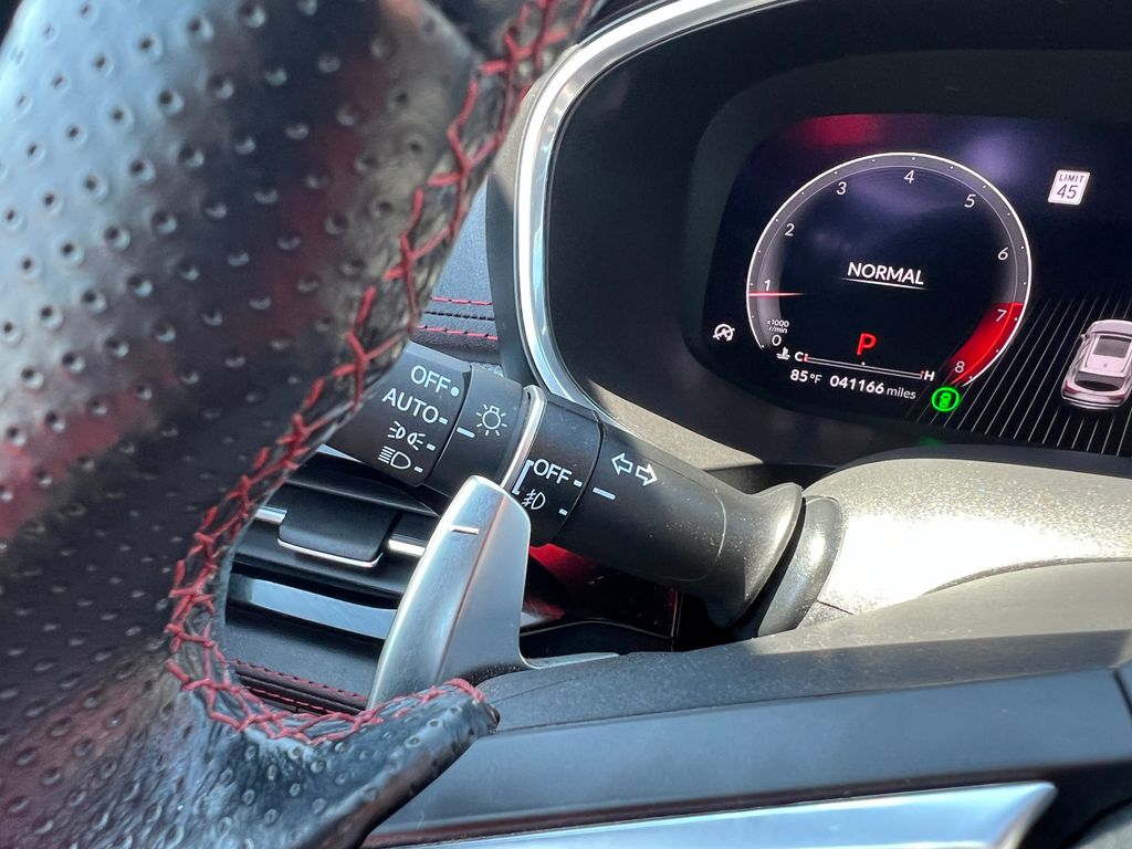 Thumbnail: 2023 Acura MDX - 20