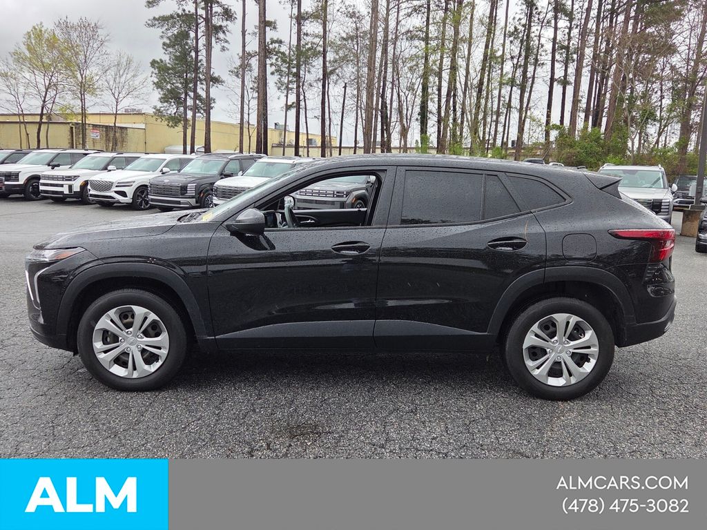 Used 2024 Black Chevrolet LS image 5