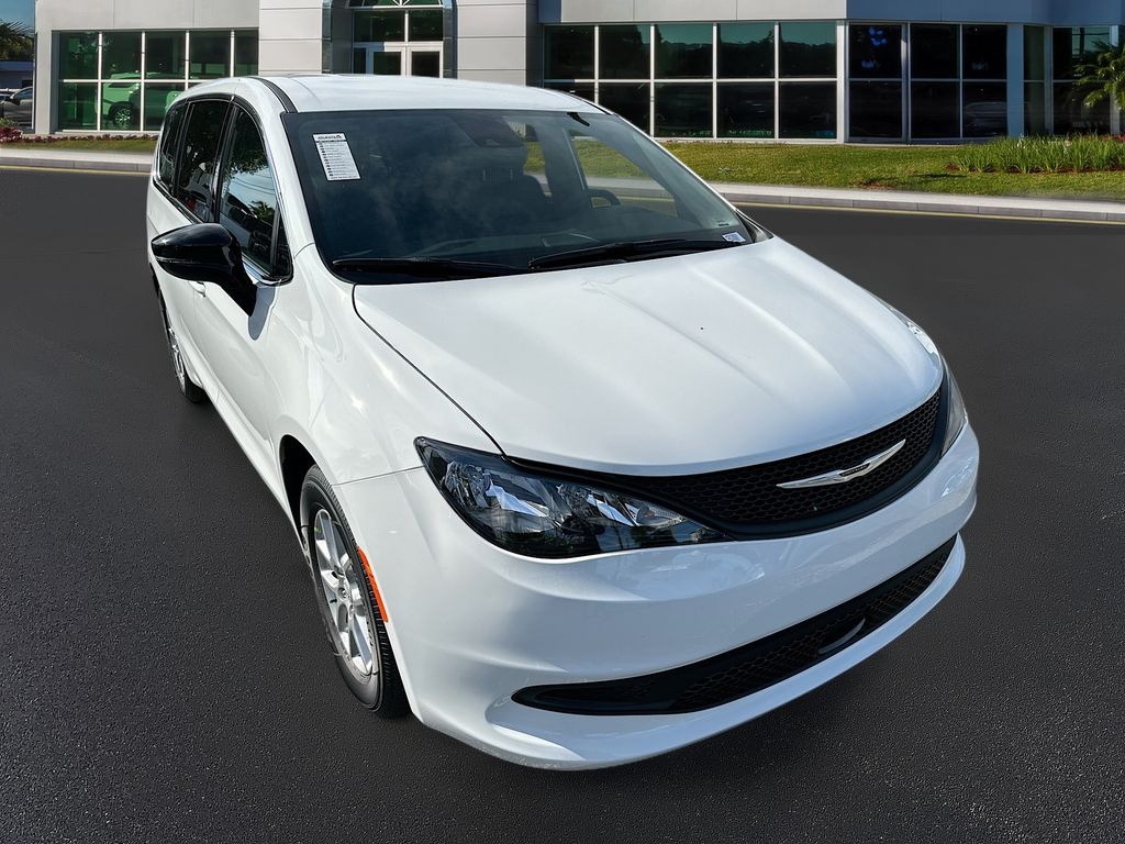 Bright White Clearcoat 2026 Chrysler Voyager LX FWD Minivan Front-Wheel Drive 9-Speed Automatic