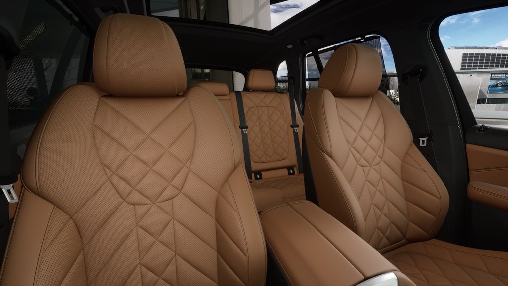 Thumbnail: 2026 BMW X5 - 11