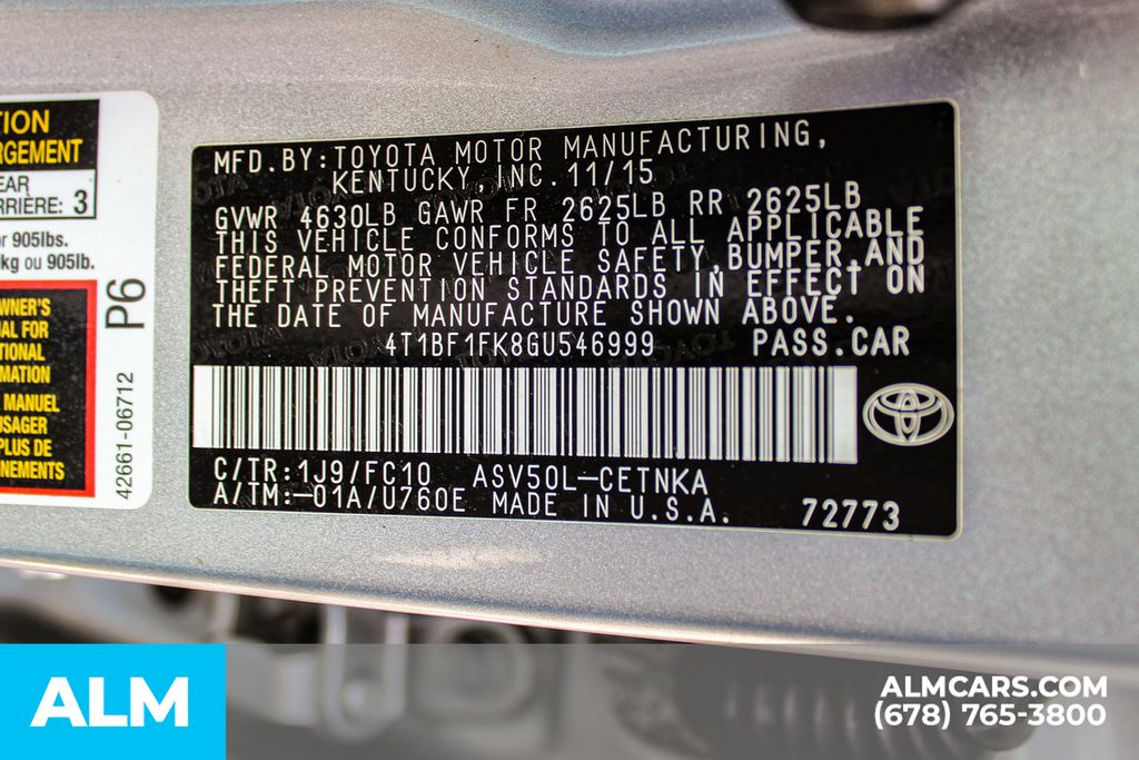Used 2016 Silver Toyota LE image 32