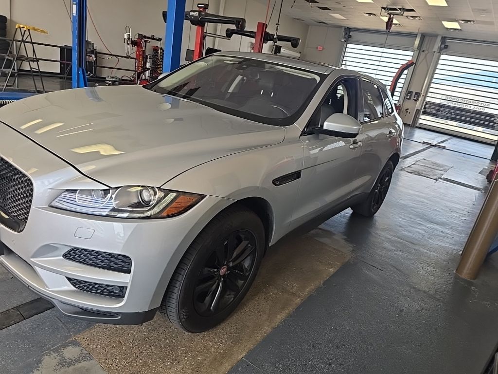 2017 Jaguar F-PACE SUV / Crossover All-Wheel Drive 8-Speed Automatic