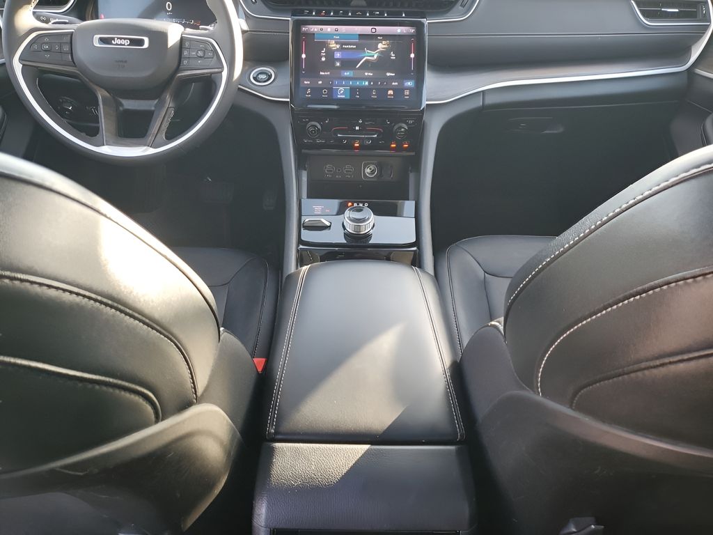 Used Car 2023 Jeep Grand Cherokee L  Limited For Sale Under $30,000 In Austin, Texas