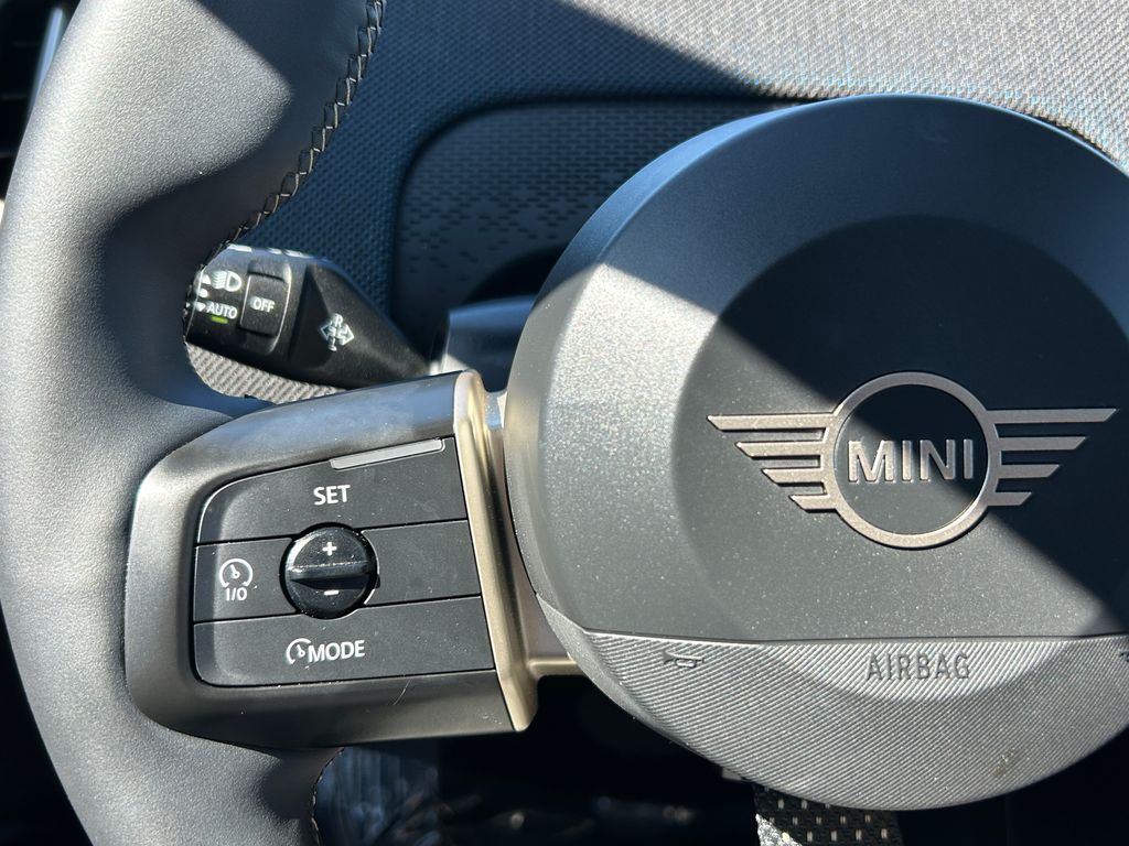 Thumbnail: 2025 MINI Cooper Countryman - 19