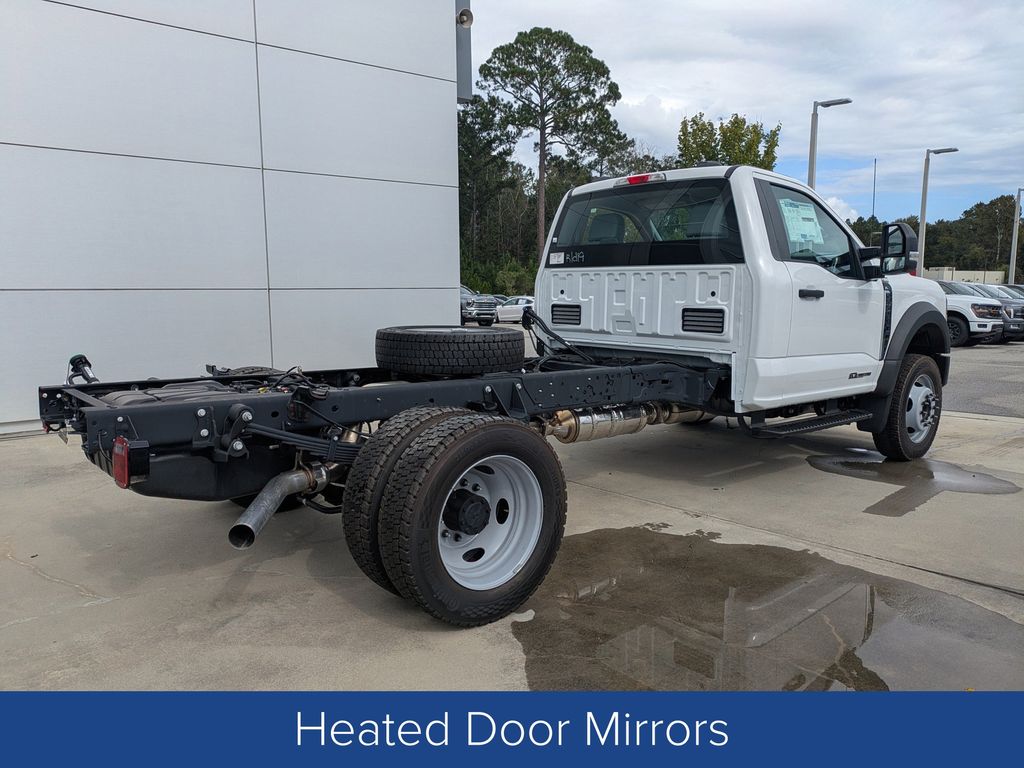2025 Ford F-550 Chassis XL