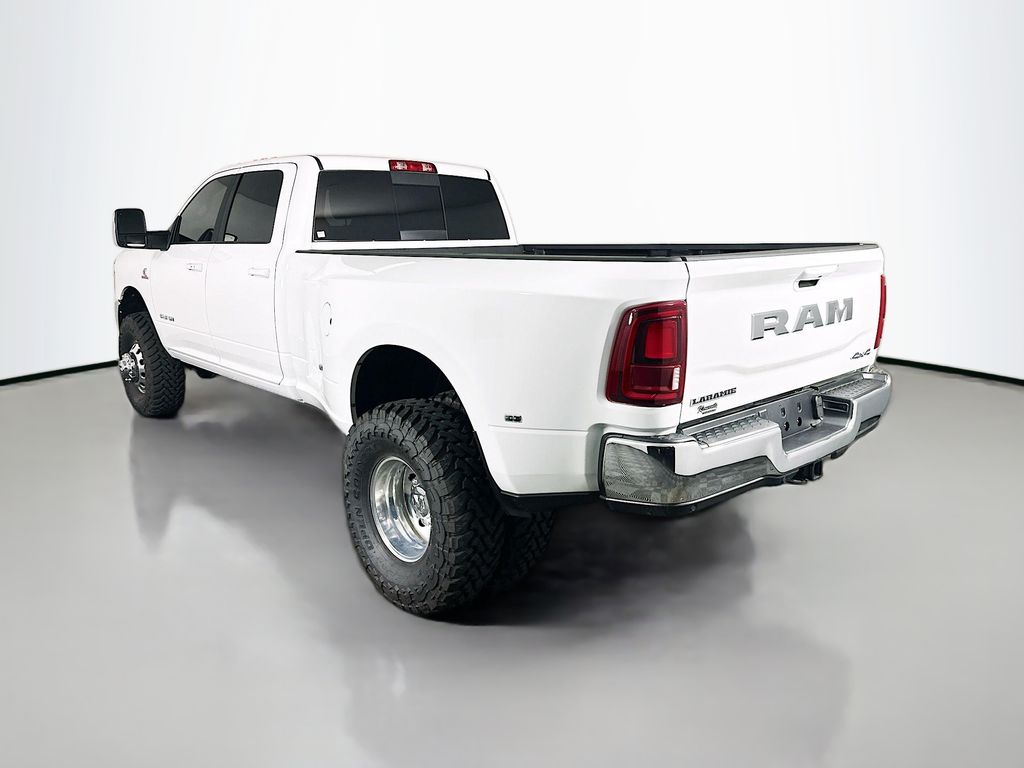 Used 2025 White Ram Laramie image 5