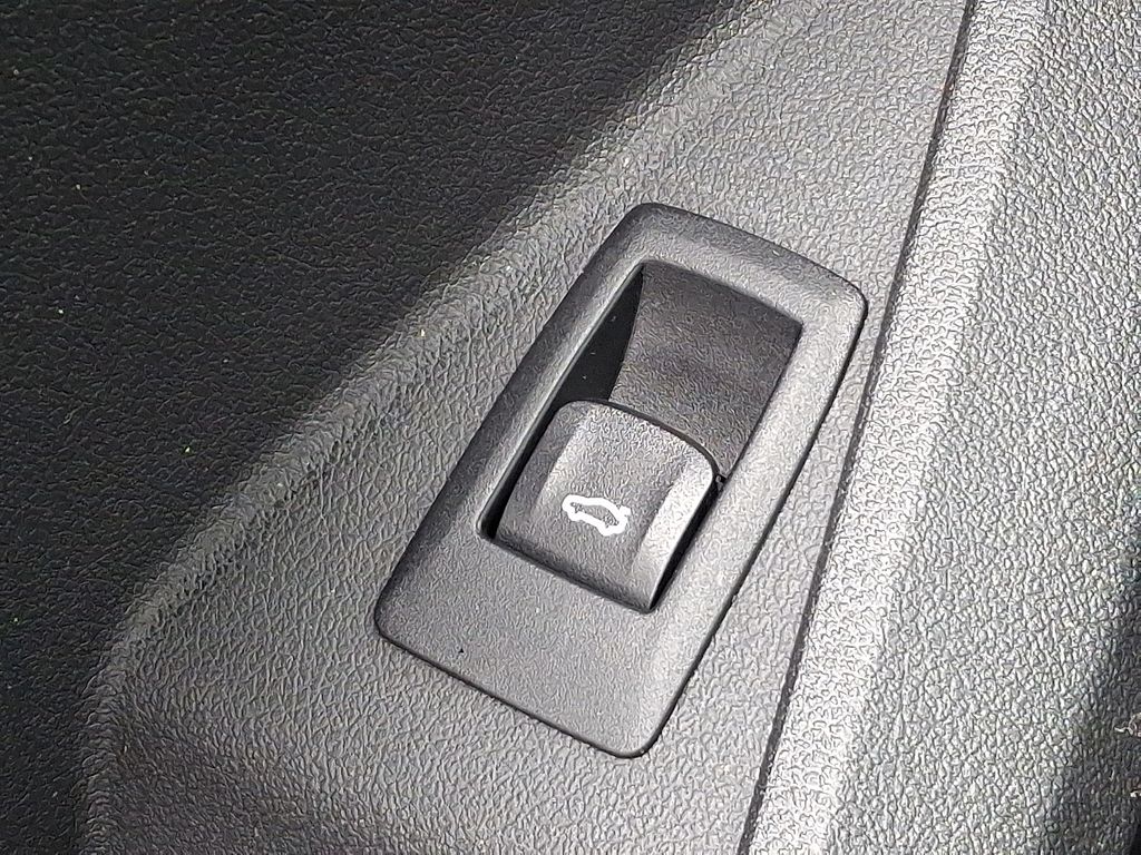 Thumbnail: 2022 BMW 2 Series - 28