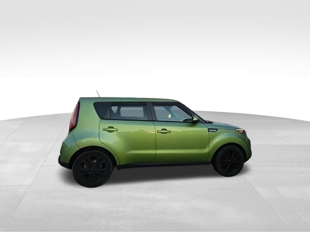 Used 2015 Green Kia Plus image 10