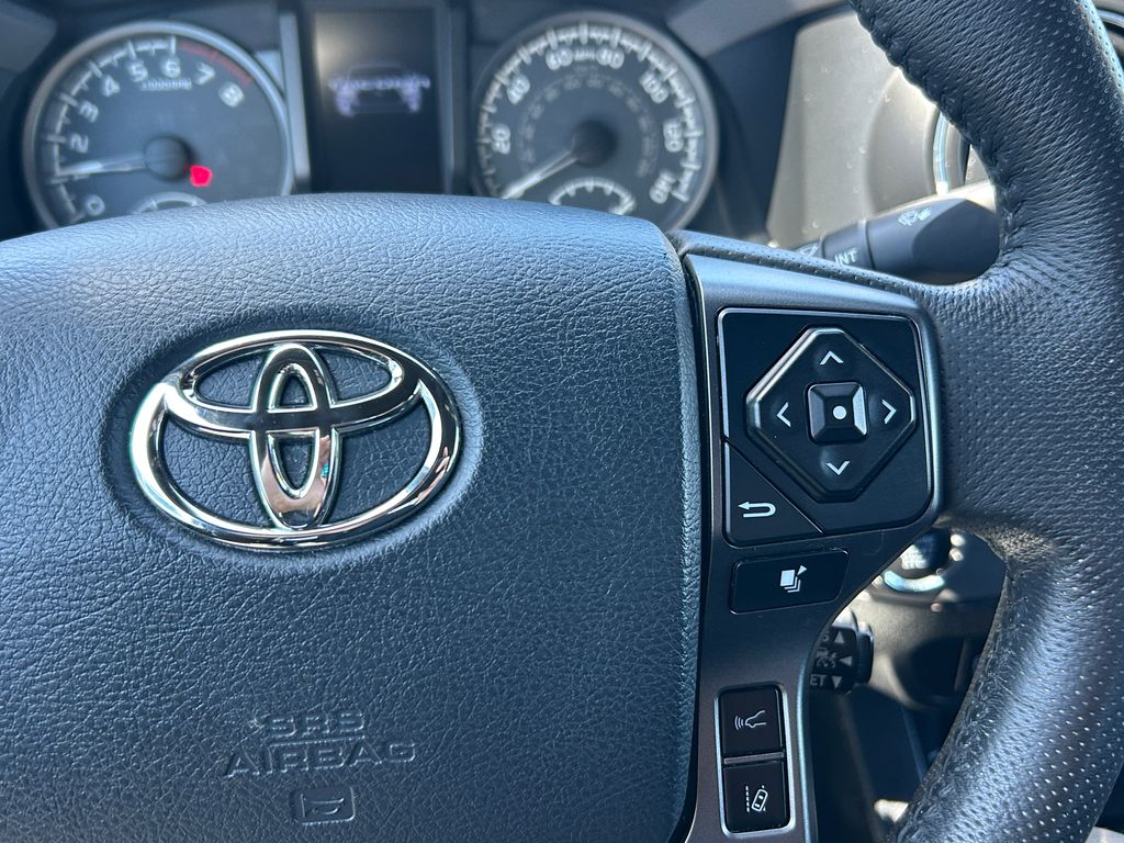 Thumbnail: 2019 Toyota Tacoma - 19