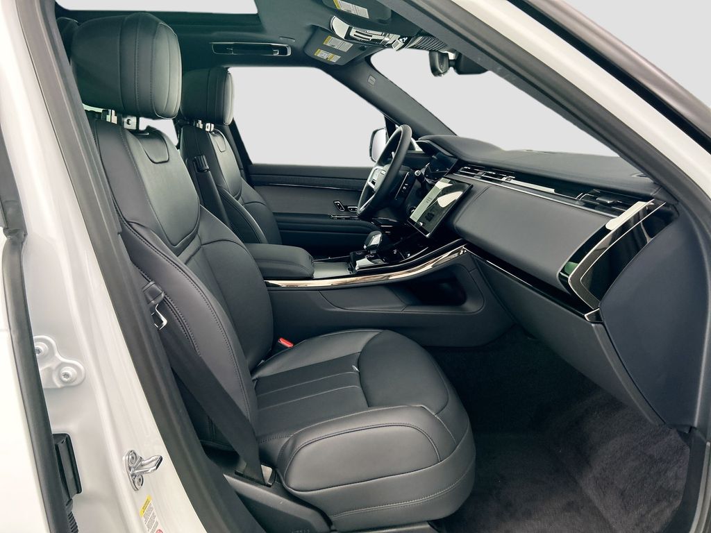 Thumbnail: 2026 Land Rover Range Rover Sport - 19