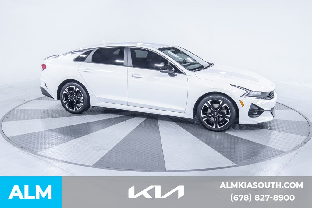 2022 Kia K5 GT-Line photo 11