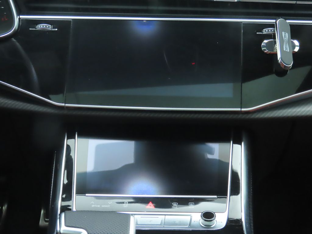 Thumbnail: 2025 Audi SQ7 - 14