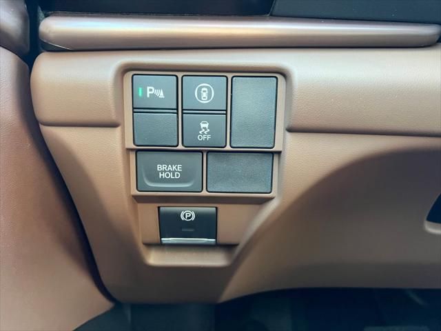 Thumbnail: 2026 Acura RDX - 17